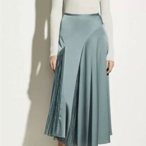 NWT Vince Skirt